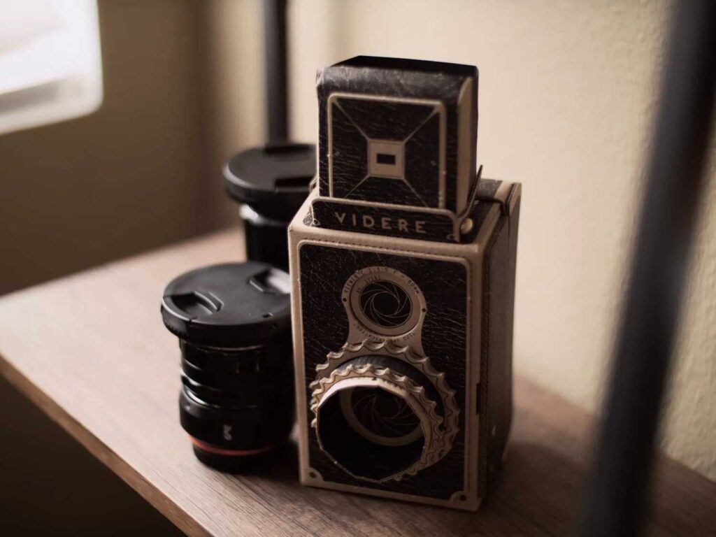 Pinhole Cameras: